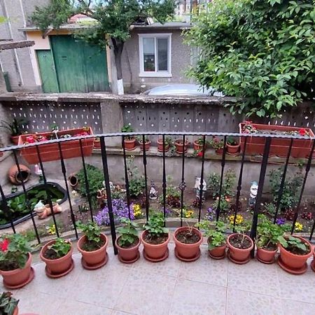 Guest House Kukera Pavel Banya Exterior photo